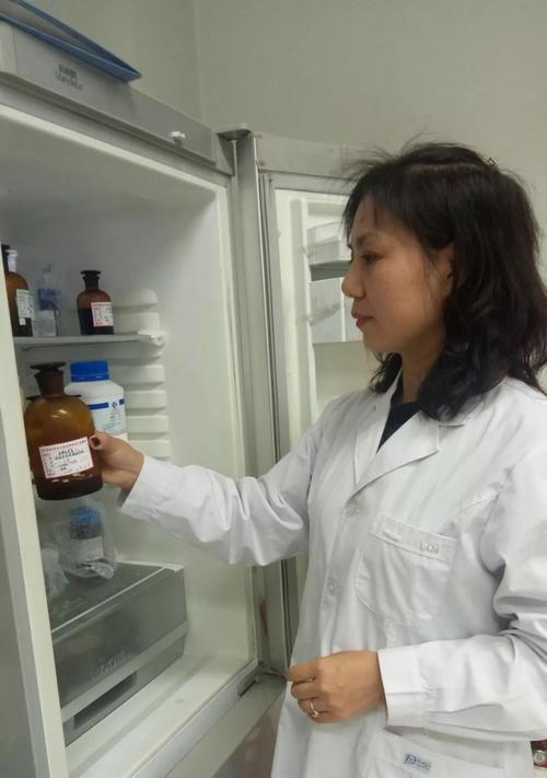 《步步惊心》出装攻略顺序表（循序渐进，合理选择装备，助你成为游戏中的巅峰玩家！）